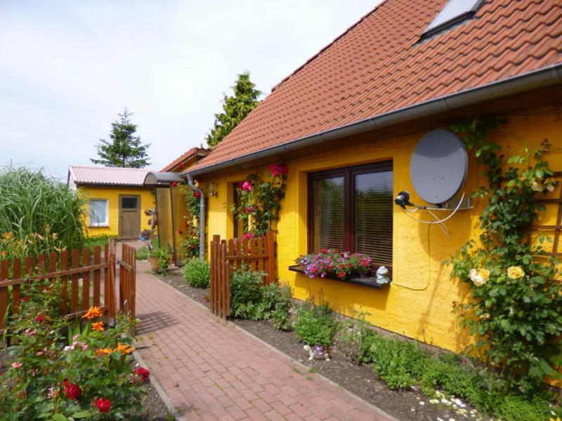 Ferienwohnungen Familie Jahn Thesenvitz Exterior foto